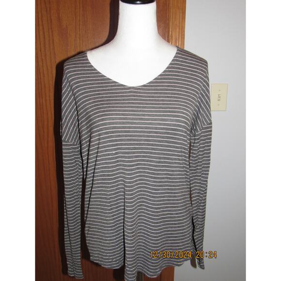 Relaxed Fit Striped Shirt – Eddie Bauer, Medium - Picture 1 of 4